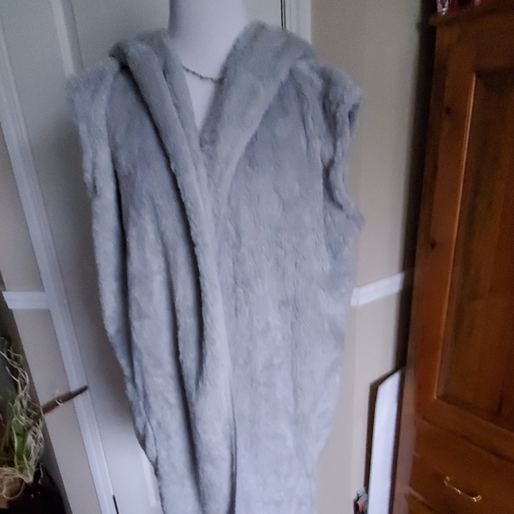 NWT hooded fuzzy vest